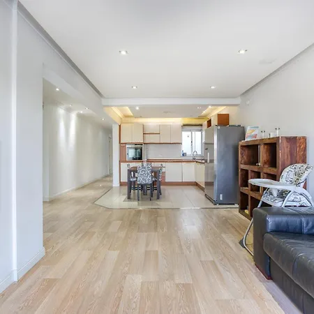 Seafront Apartment-Hosted By Sweetstay Pieta Exterior photo