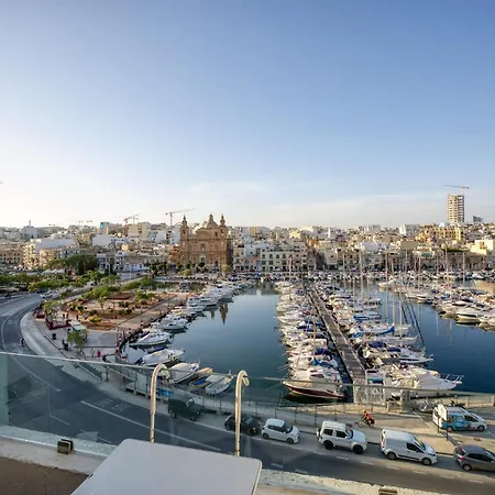 Seafront Apartment-Hosted By Sweetstay Pieta Exterior photo