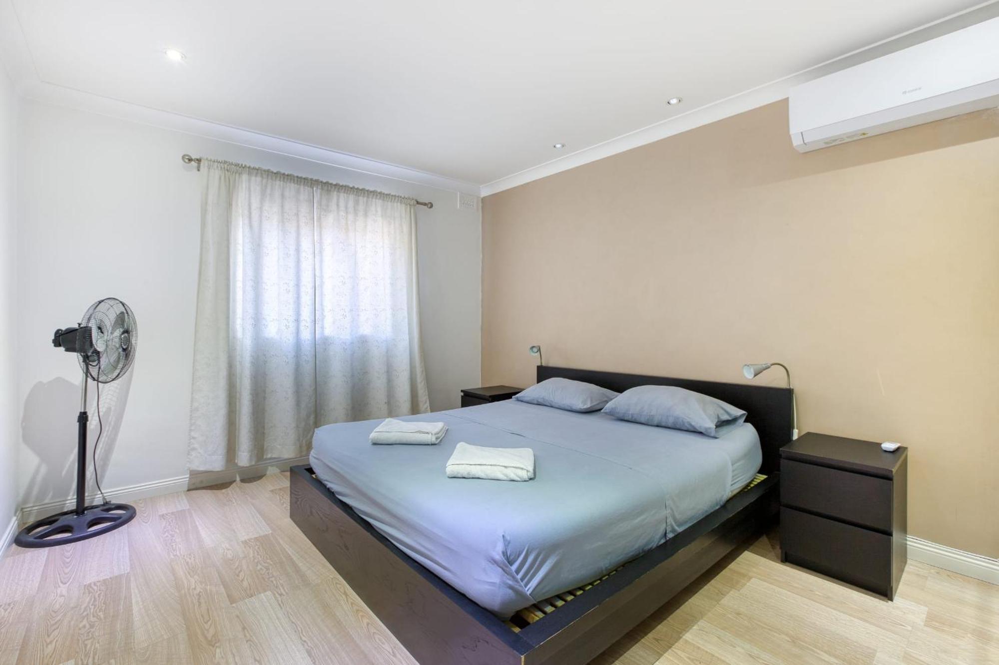 Apartment Seafront Apartment-hosted By Sweetstay